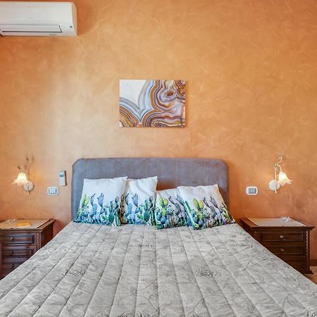 Roomy And Bright Apartment With Balconies X6 Catânia Exterior foto