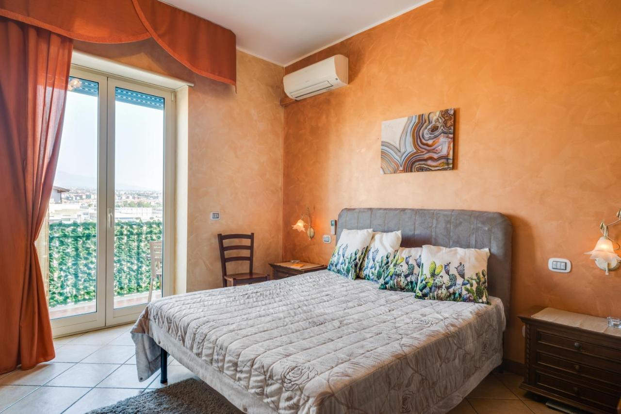 Roomy And Bright Apartment With Balconies X6 Catânia Exterior foto