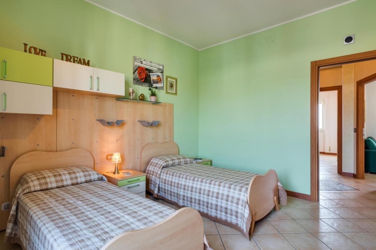 Roomy And Bright Apartment With Balconies X6 Catânia Exterior foto